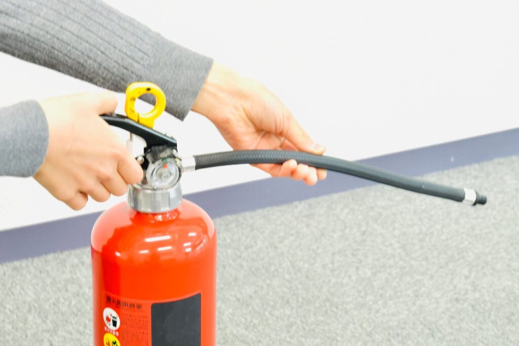 消火器使用イメージ